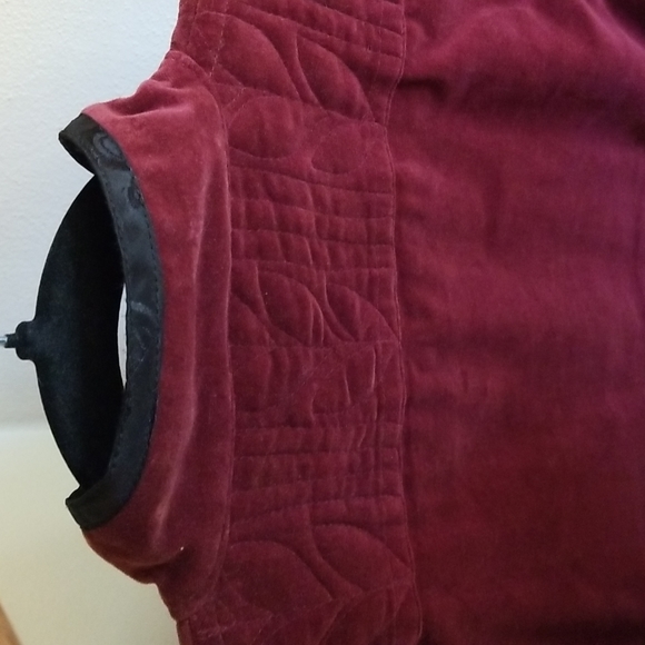 Tibetan Trader Berry Red Velvet Chore Shacket Small - Picture 9 of 16